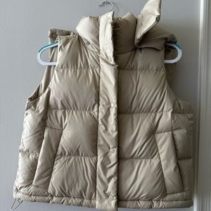 Lululemon Wunder Puff Cropped Vest Trench